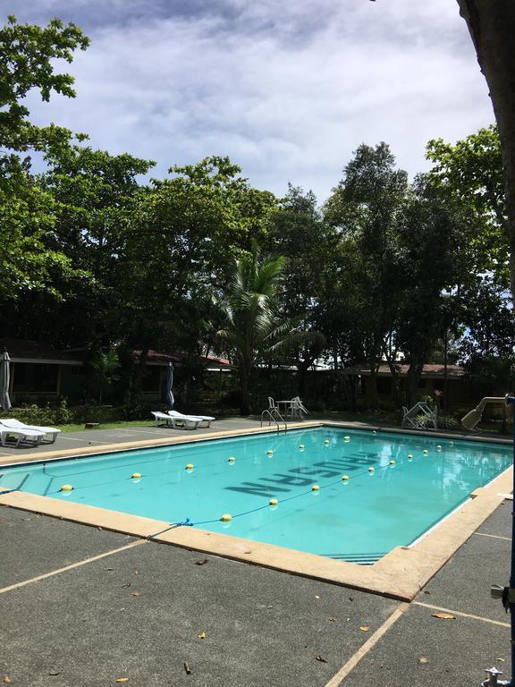 Bluefins Resort Lapu-Lapu City Bagian luar foto