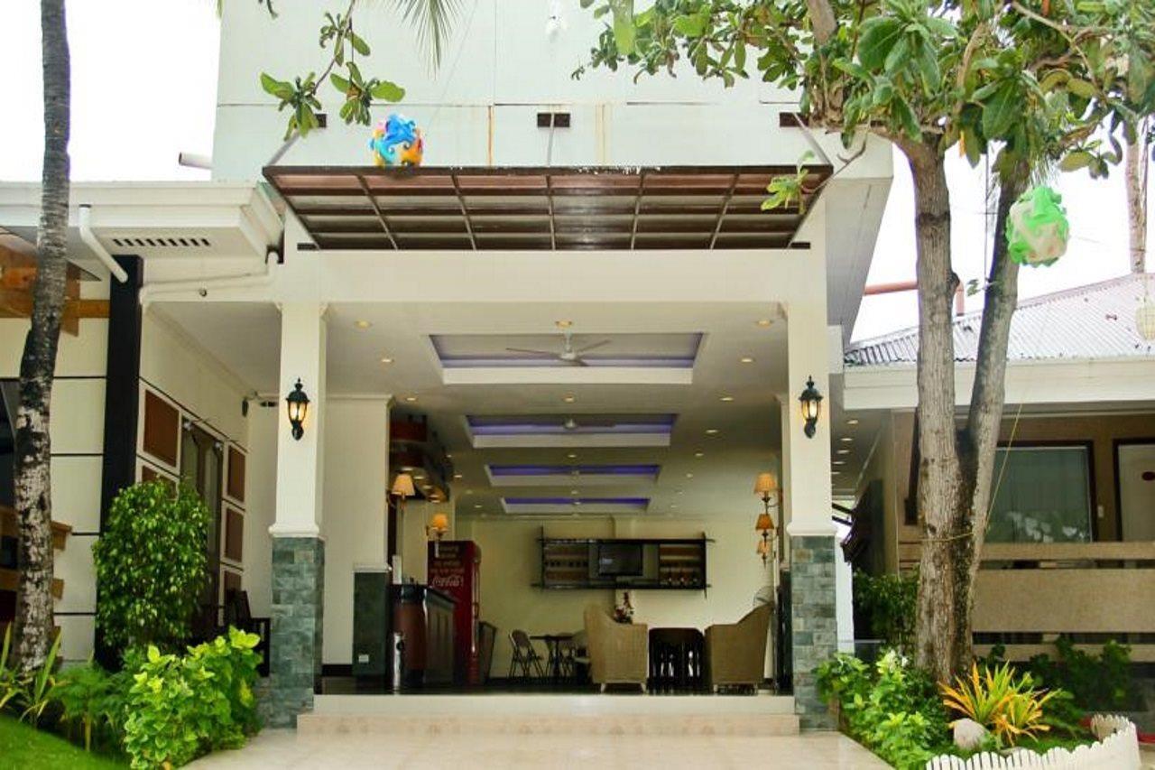 Bluefins Resort Lapu-Lapu City Bagian luar foto