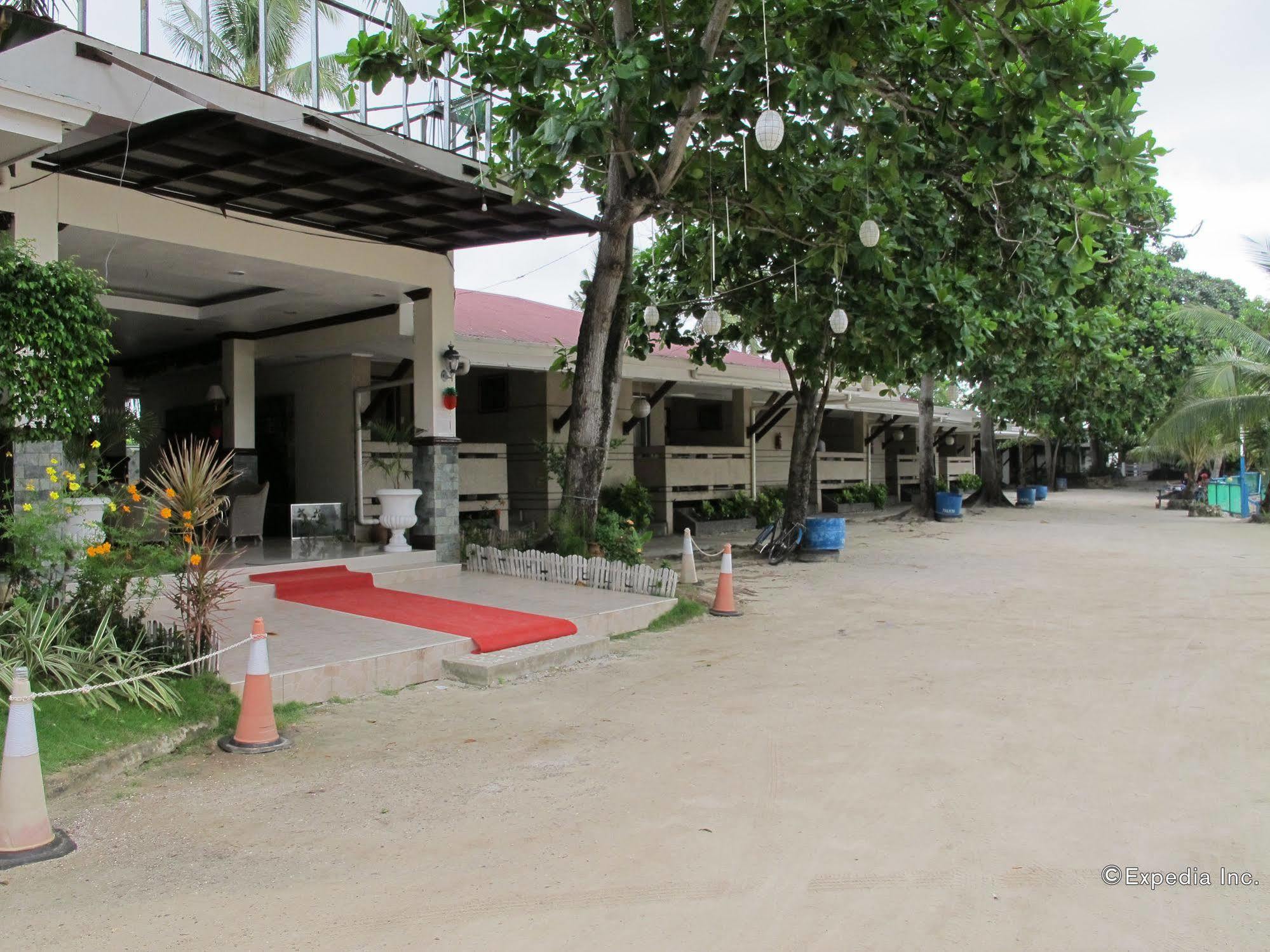 Bluefins Resort Lapu-Lapu City Bagian luar foto